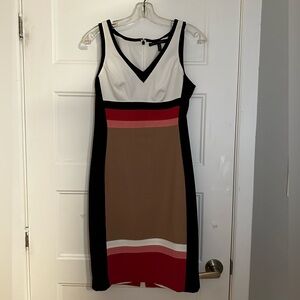 Sheath dress size 6 petite. White House Black Market.